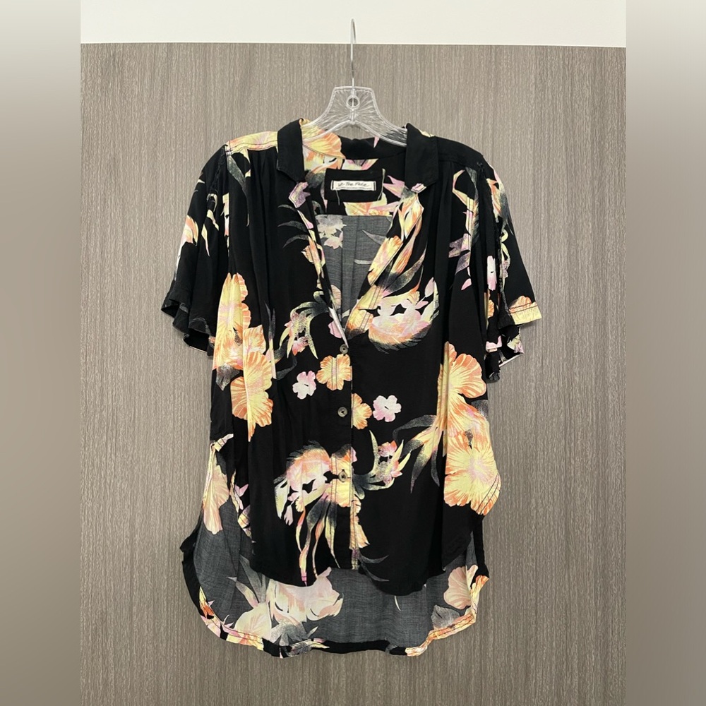 Free People Women’s High-Low Floral Hawaiian Shirt